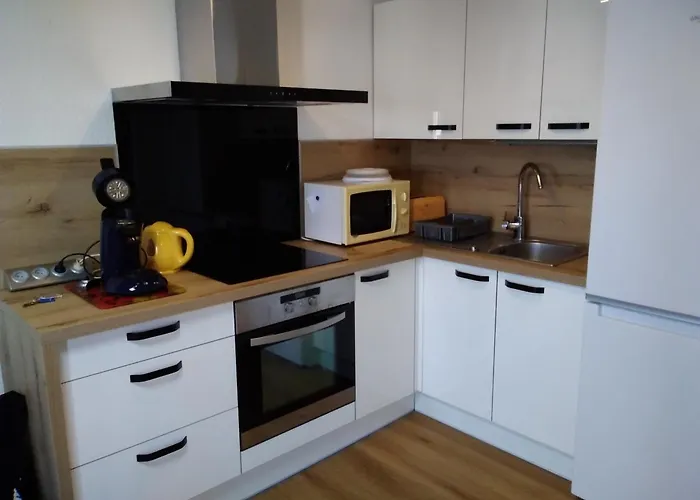 - T2 Mezzanine Climatise Proche - 5/6 Pers - Parking Prive - Equipe - Fr-1-796-23 Apartman Gruissan