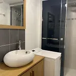 - T2 Mezzanine Climatisé Proche - 5/6 Pers - Parking Privé - équipé - Fr-1-796-23